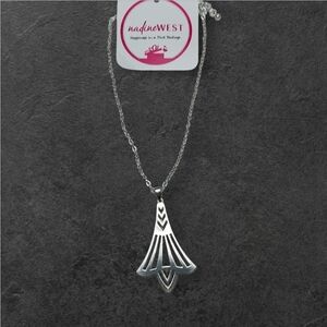 NWT Nadine West Silver Abstract Blossom Pendant Necklace ~23"